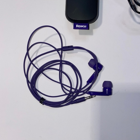 COPY - Roku Premiere +4k Ultra HD HDR Media Streamer! - Picture 7 of 16